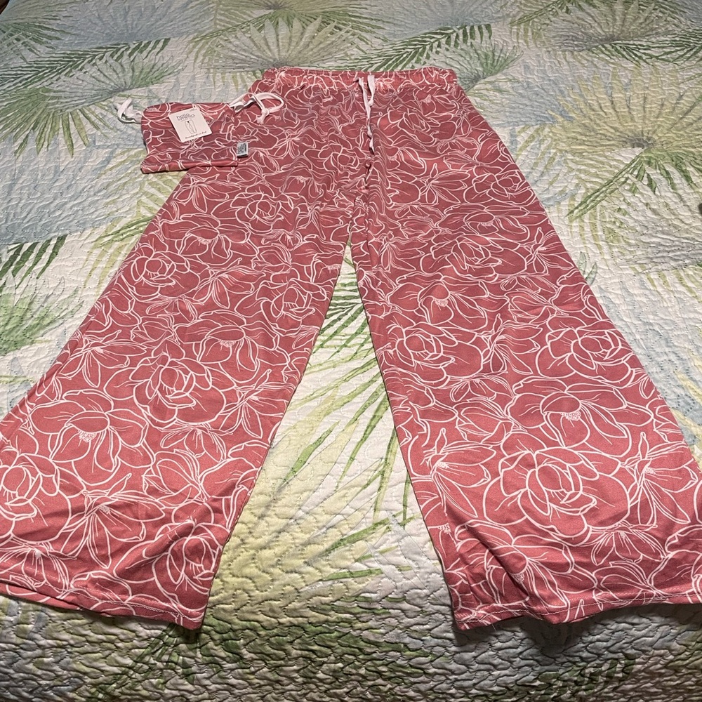 Hello Mello pajama bottoms - size S/M